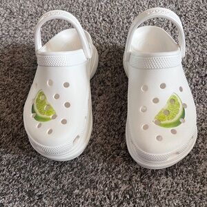 CROCS White Clogs with Lime Slice